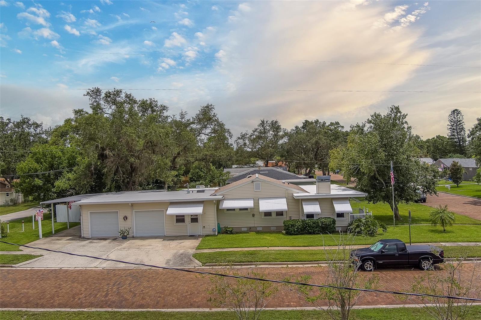 Image 56 of 76 For 1677 Pasadena Drive