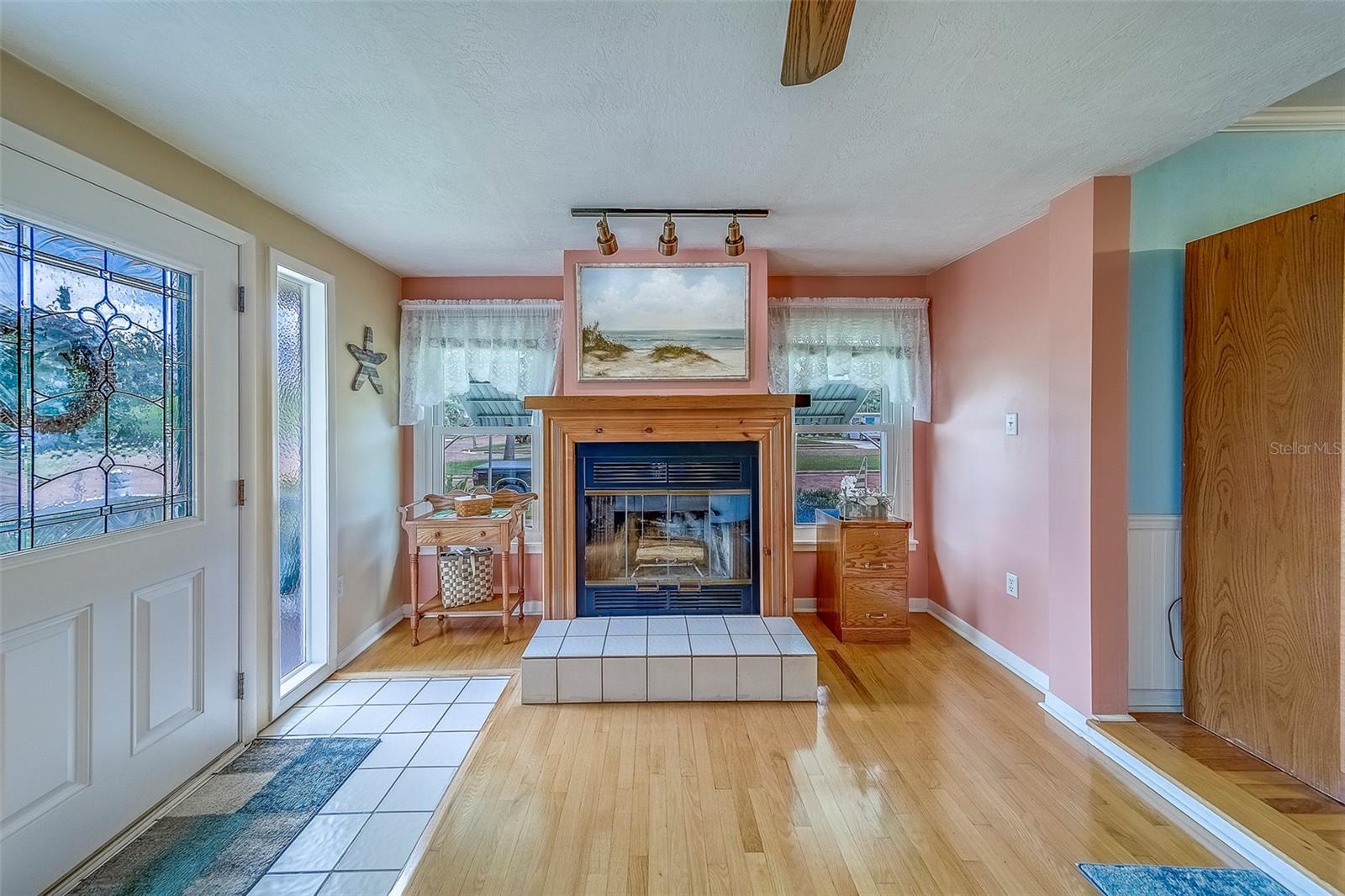 Image 6 of 76 For 1677 Pasadena Drive