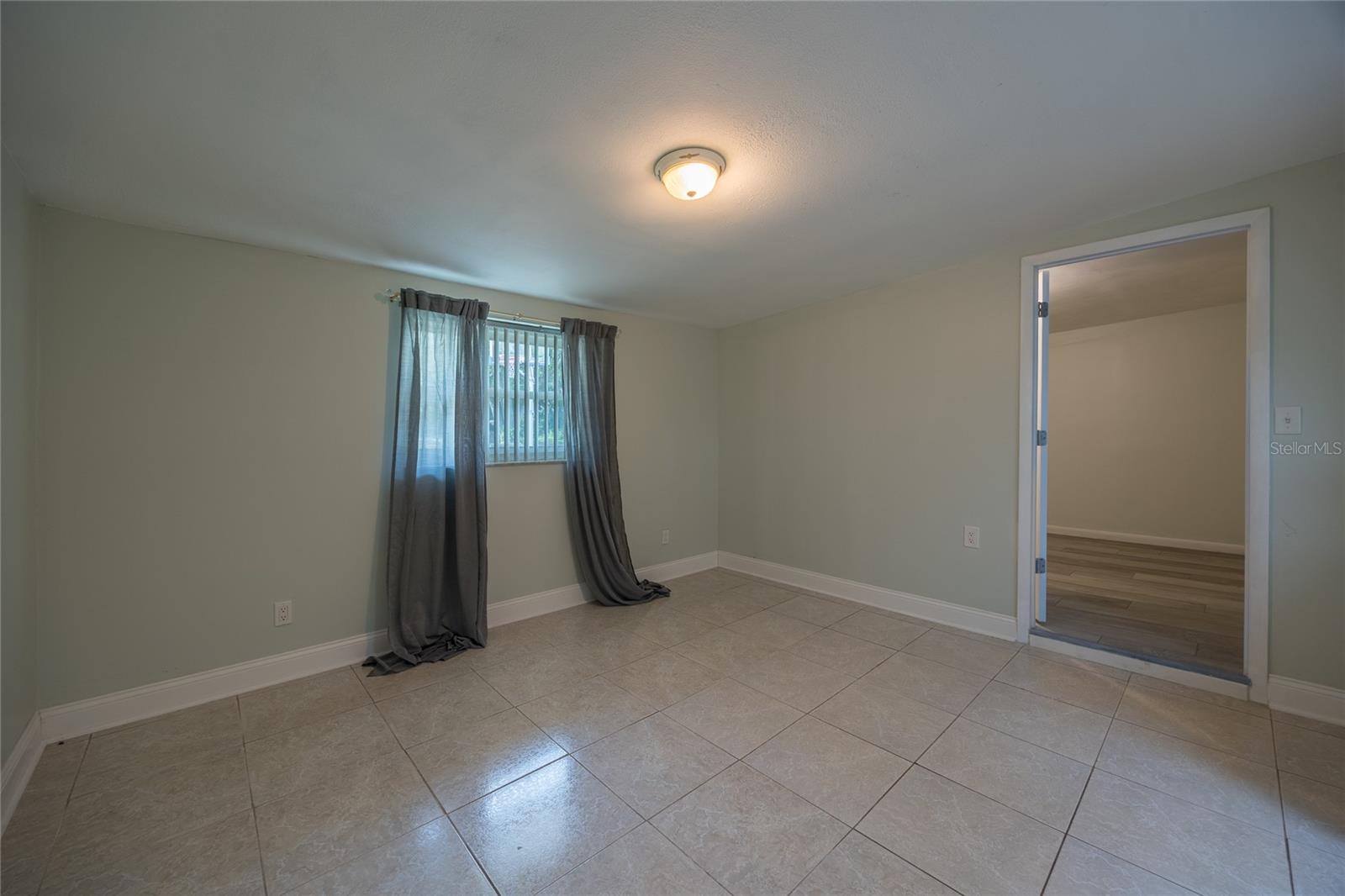 Listing photo id 20 for 5712 20th Avenue S