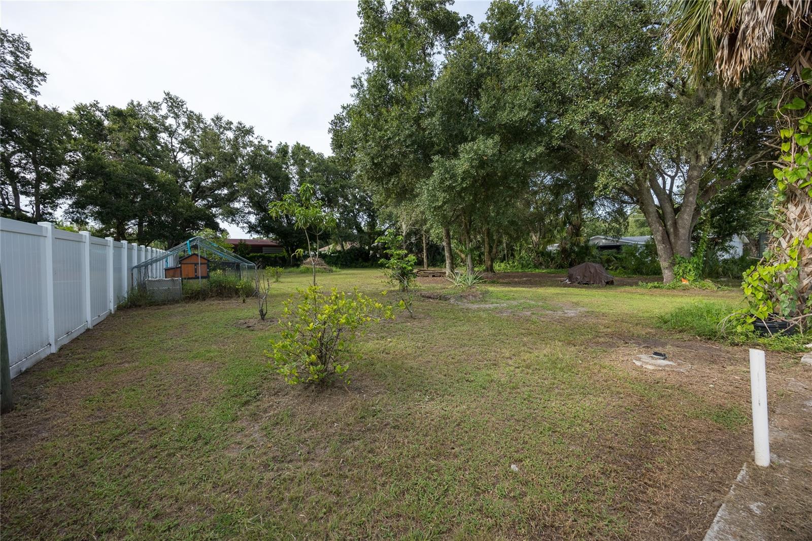 Listing photo id 25 for 5712 20th Avenue S