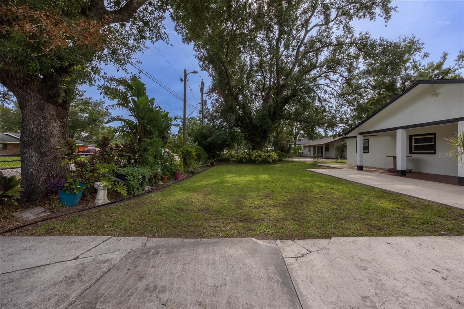 Listing photo id 38 for 5712 20th Avenue S