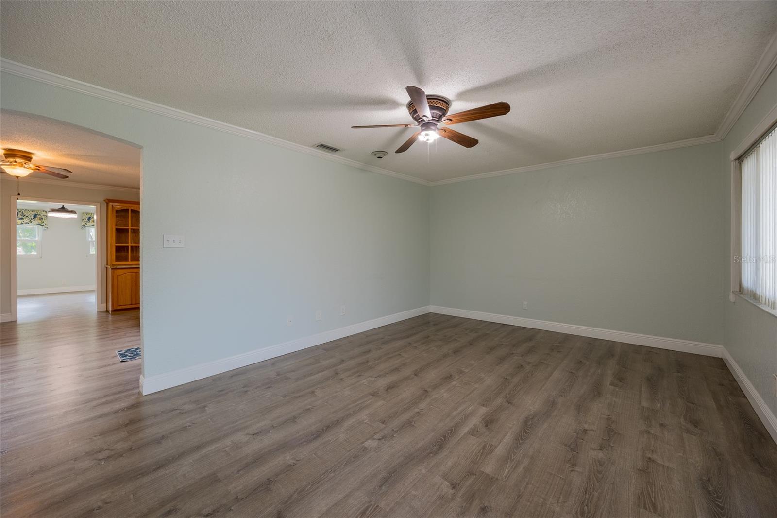 Listing photo id 6 for 5712 20th Avenue S