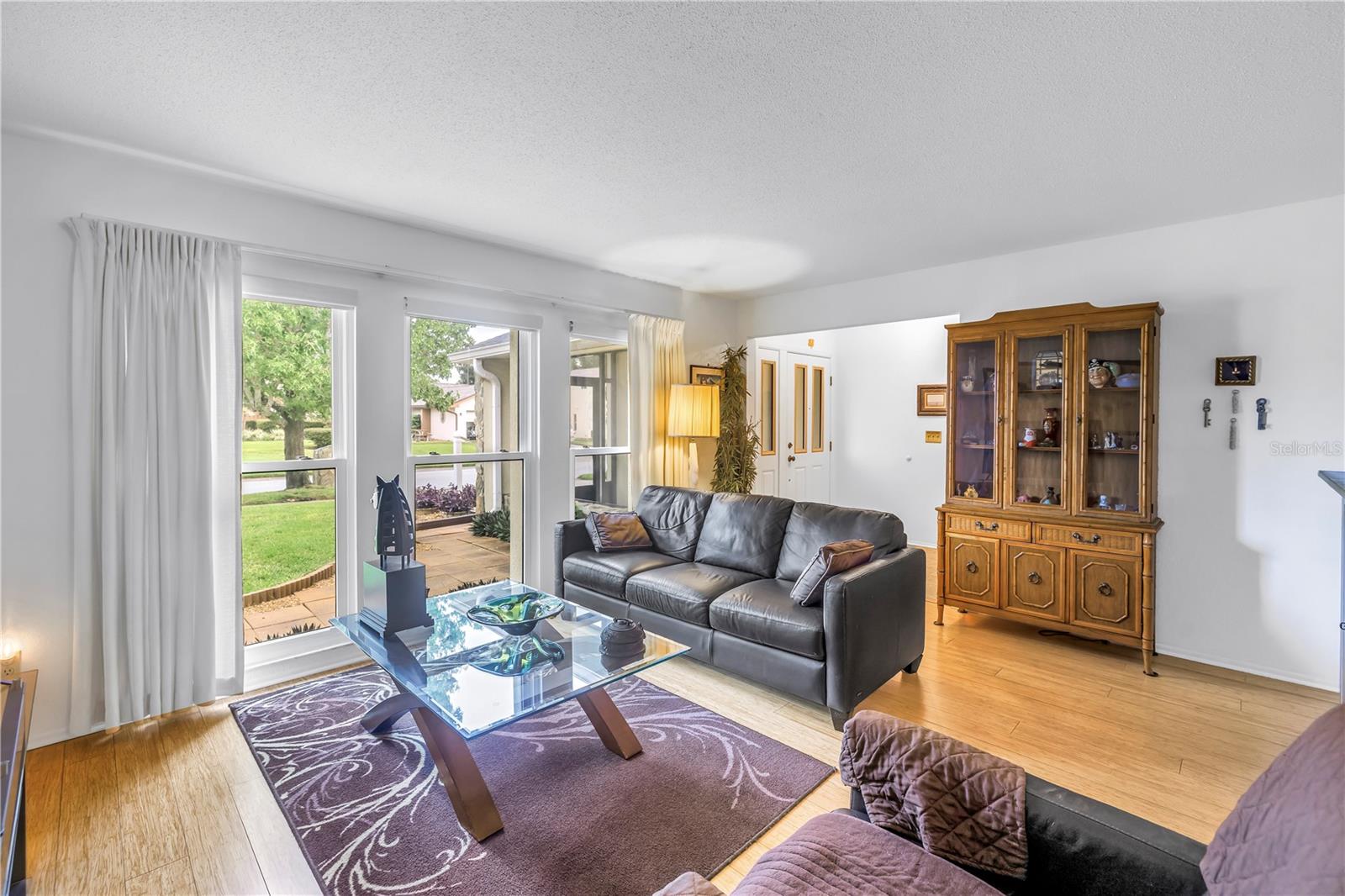 Image 15 of 41 For 10857 97th Street