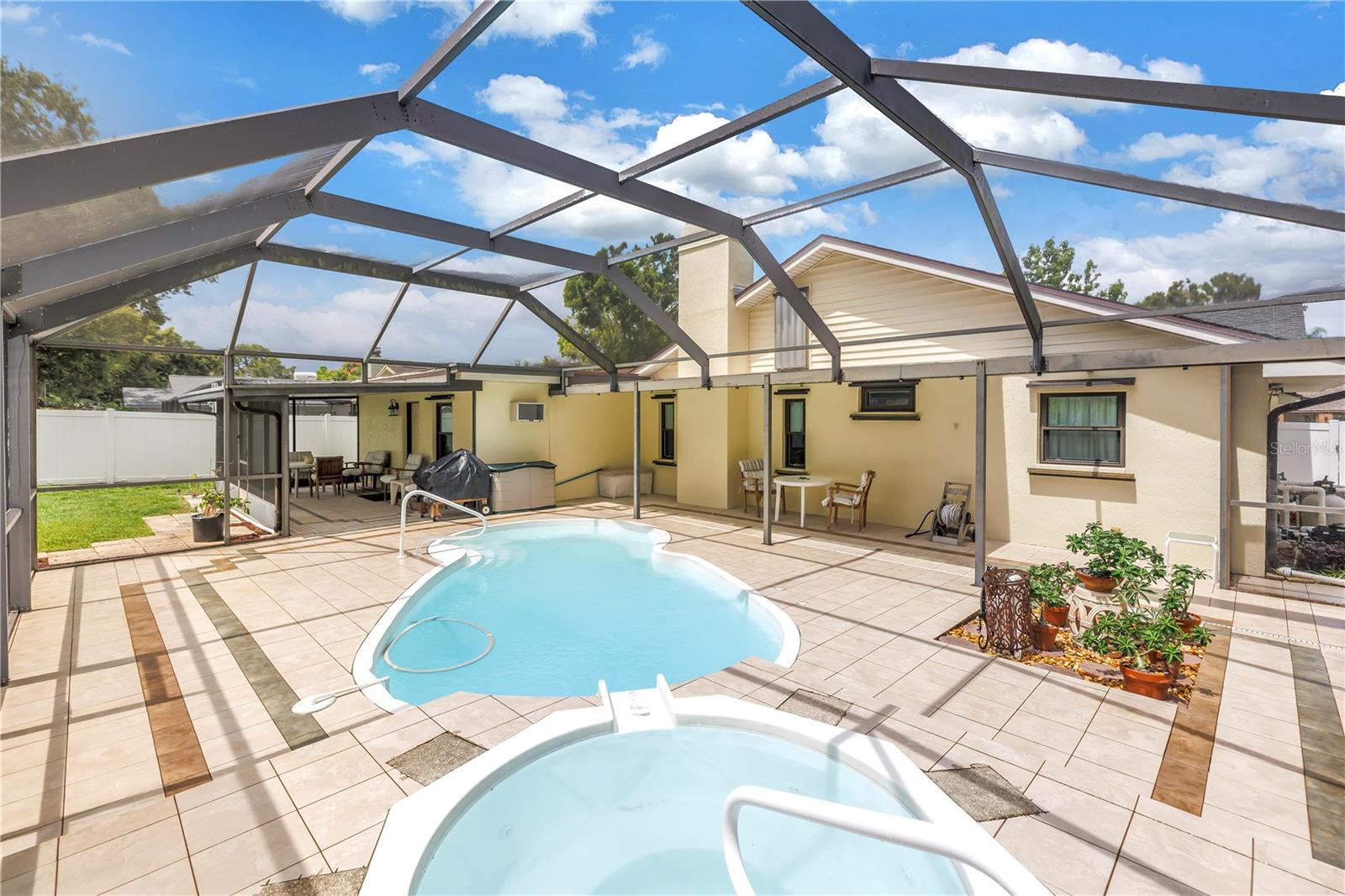 Image 3 of 41 For 10857 97th Street
