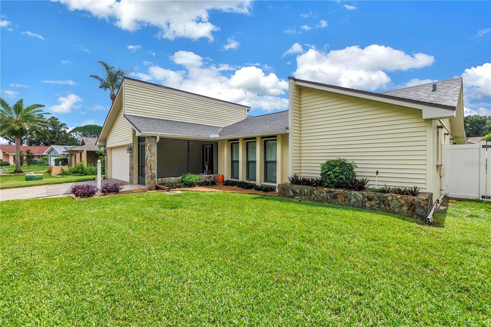Image 39 of 41 For 10857 97th Street