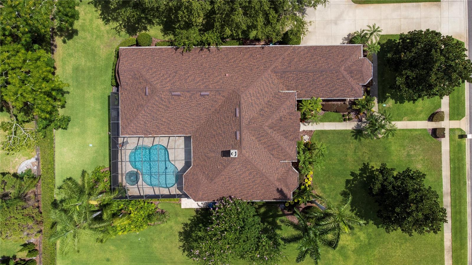Listing photo id 82 for 911 Pine Lake Drive