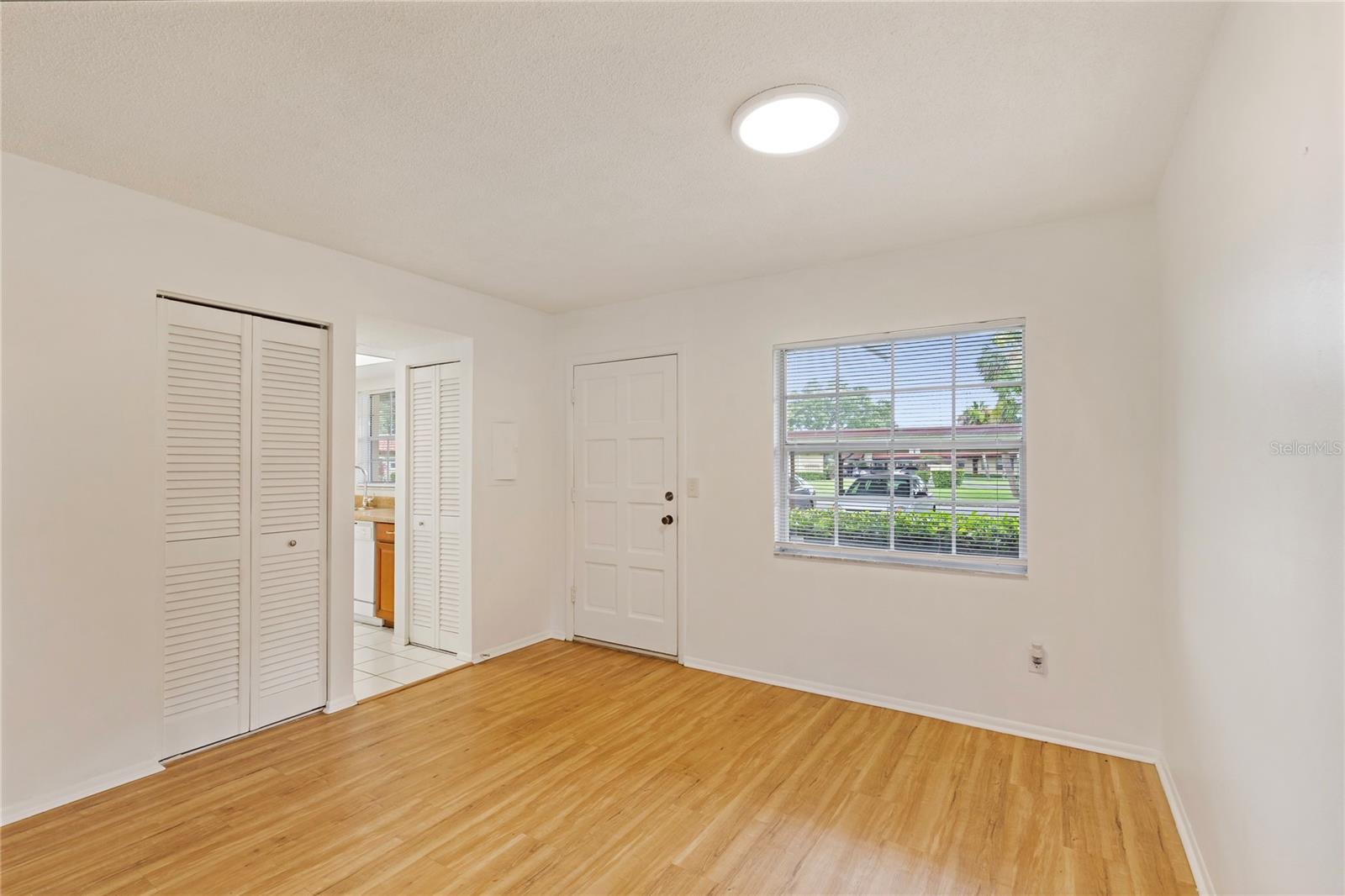 Image 10 of 20 For 1701 Pinehurst Road 30c