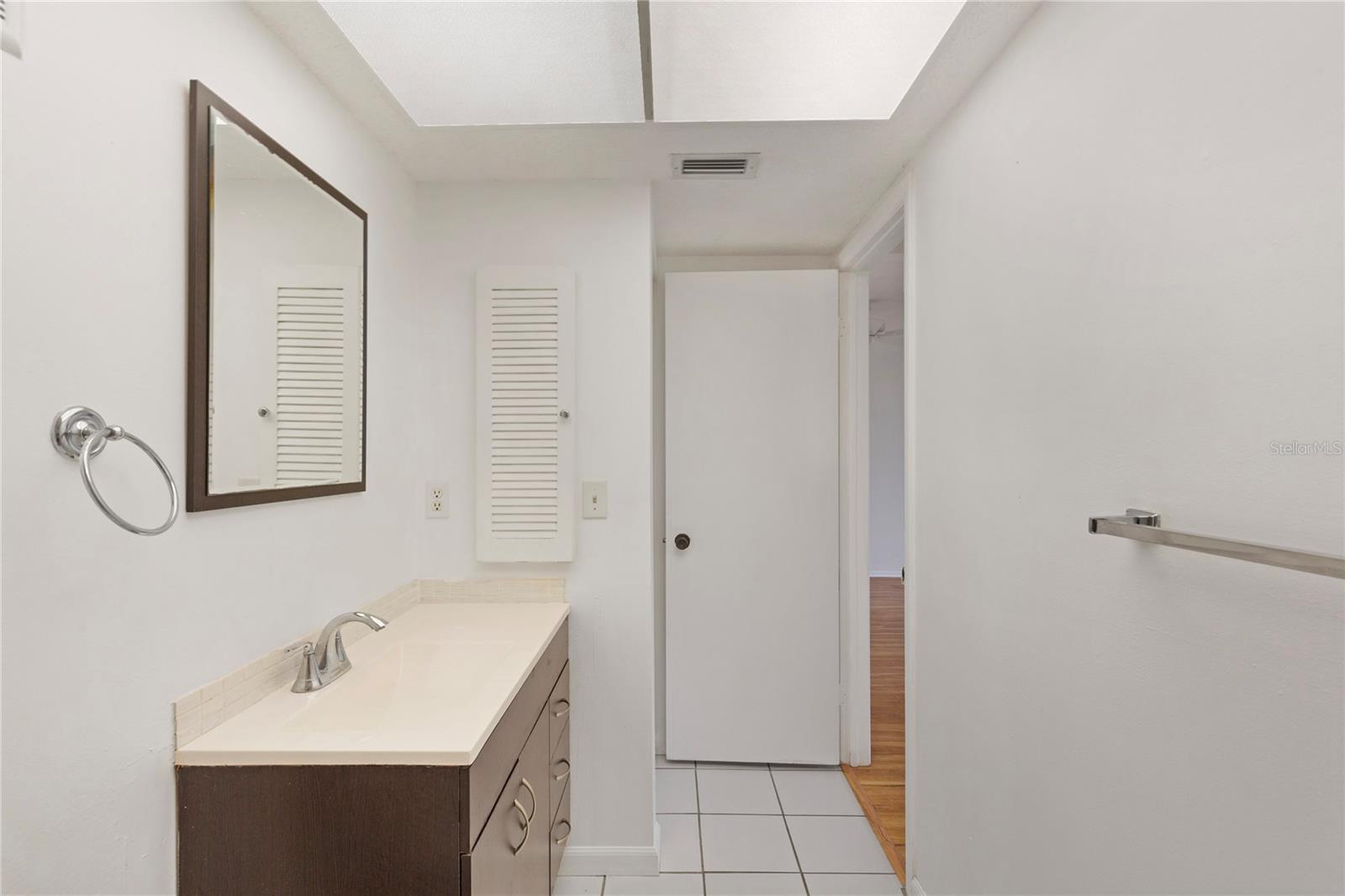 Image 14 of 20 For 1701 Pinehurst Road 30c