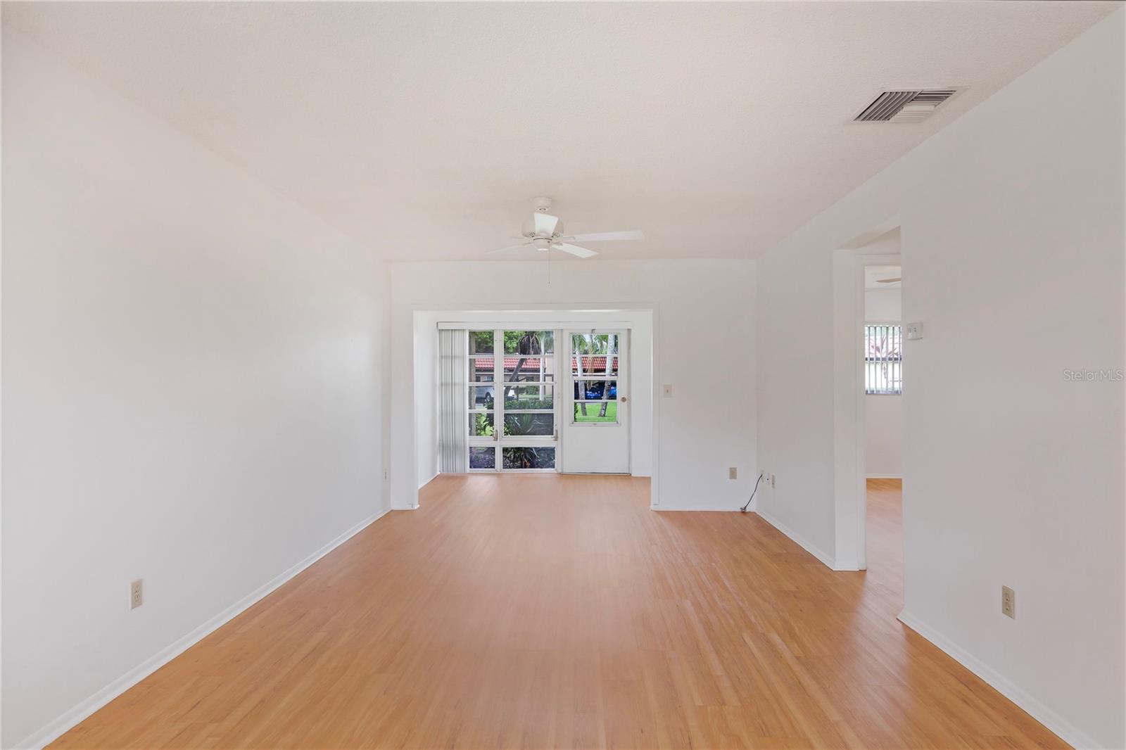 Image 4 of 20 For 1701 Pinehurst Road 30c