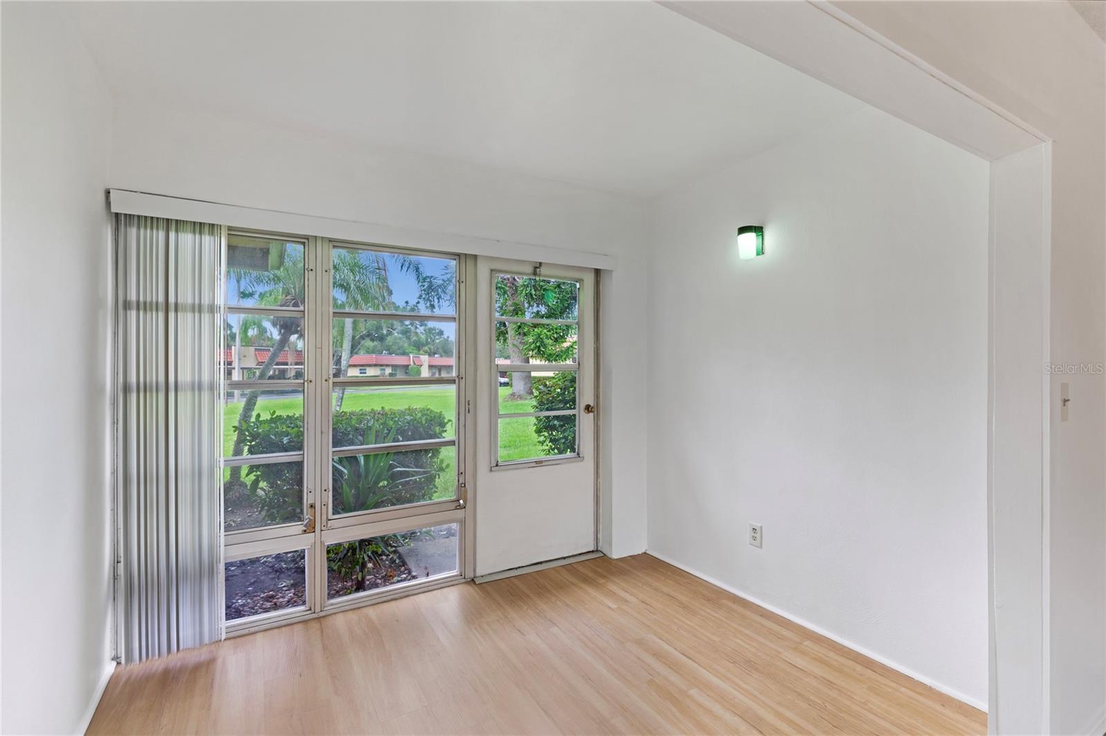 Image 9 of 20 For 1701 Pinehurst Road 30c