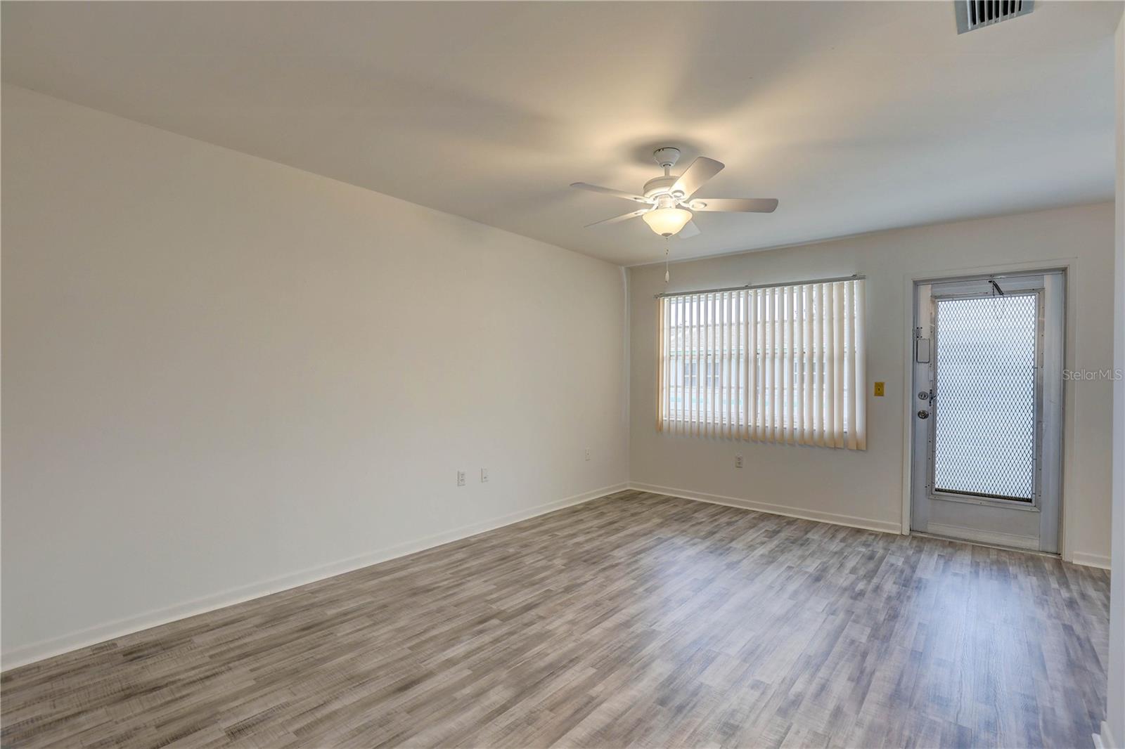 Image 2 of 28 For 6000 21st Street N 14