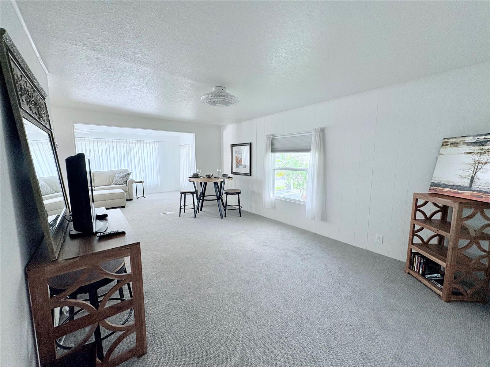 Image 11 of 32 For 215 Red Maple Drive