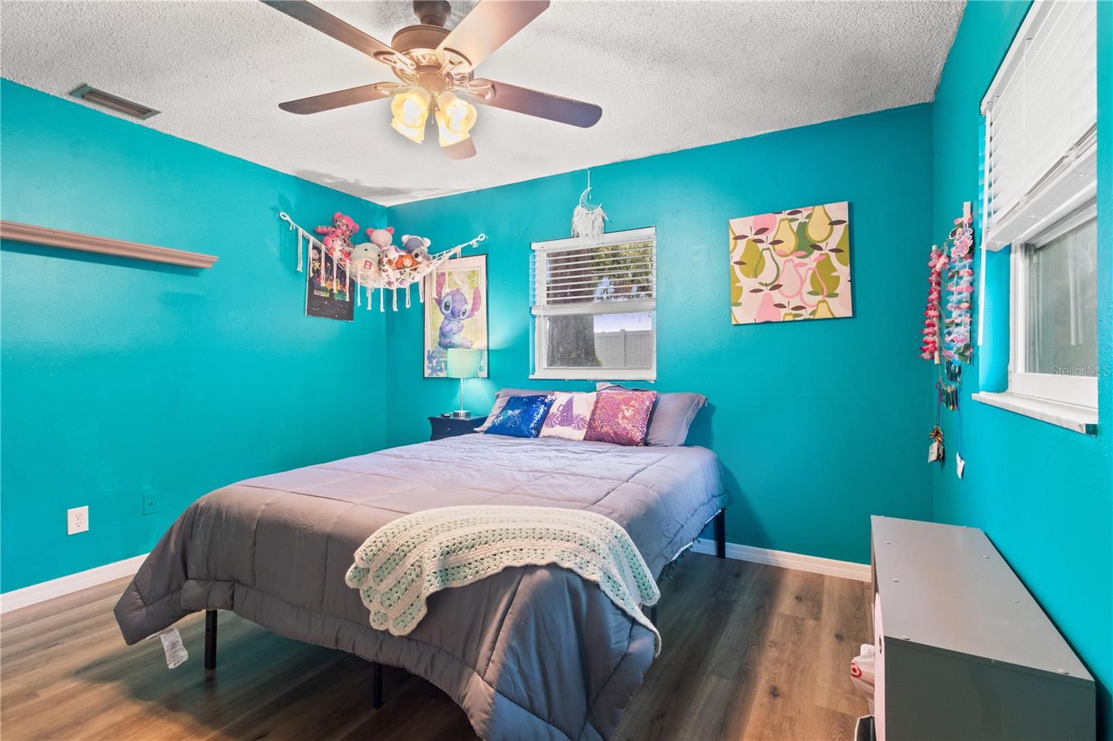 Image 23 of 35 For 2838 Springdell Circle