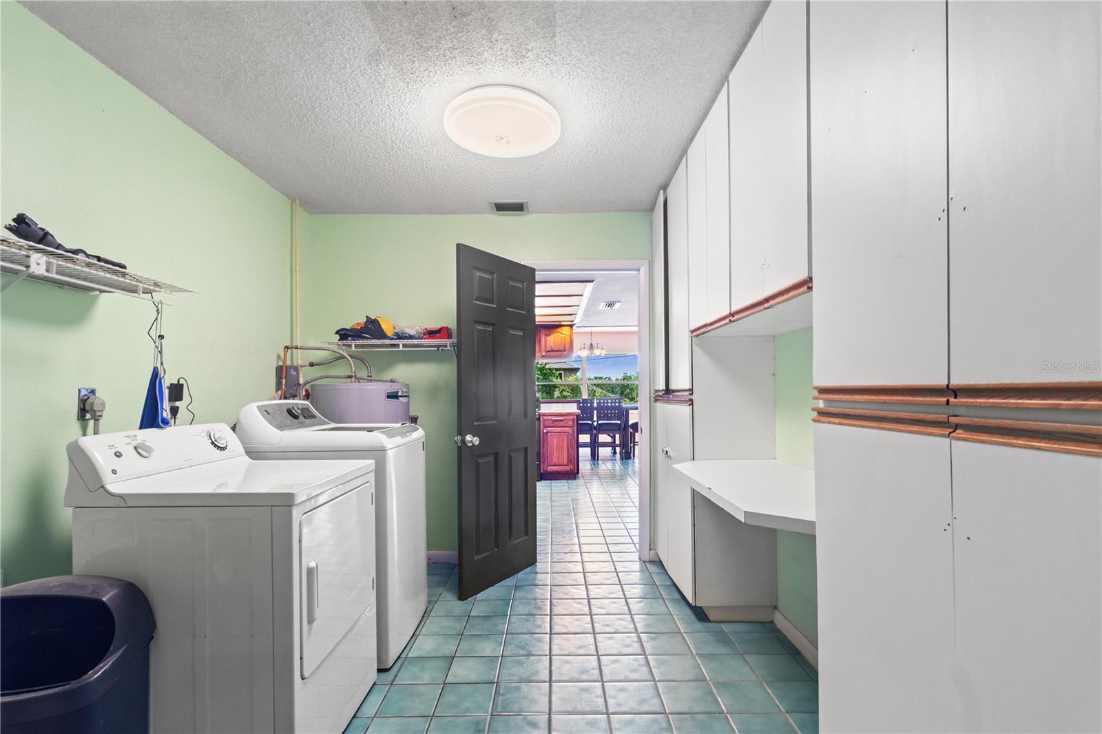 Image 30 of 35 For 2838 Springdell Circle