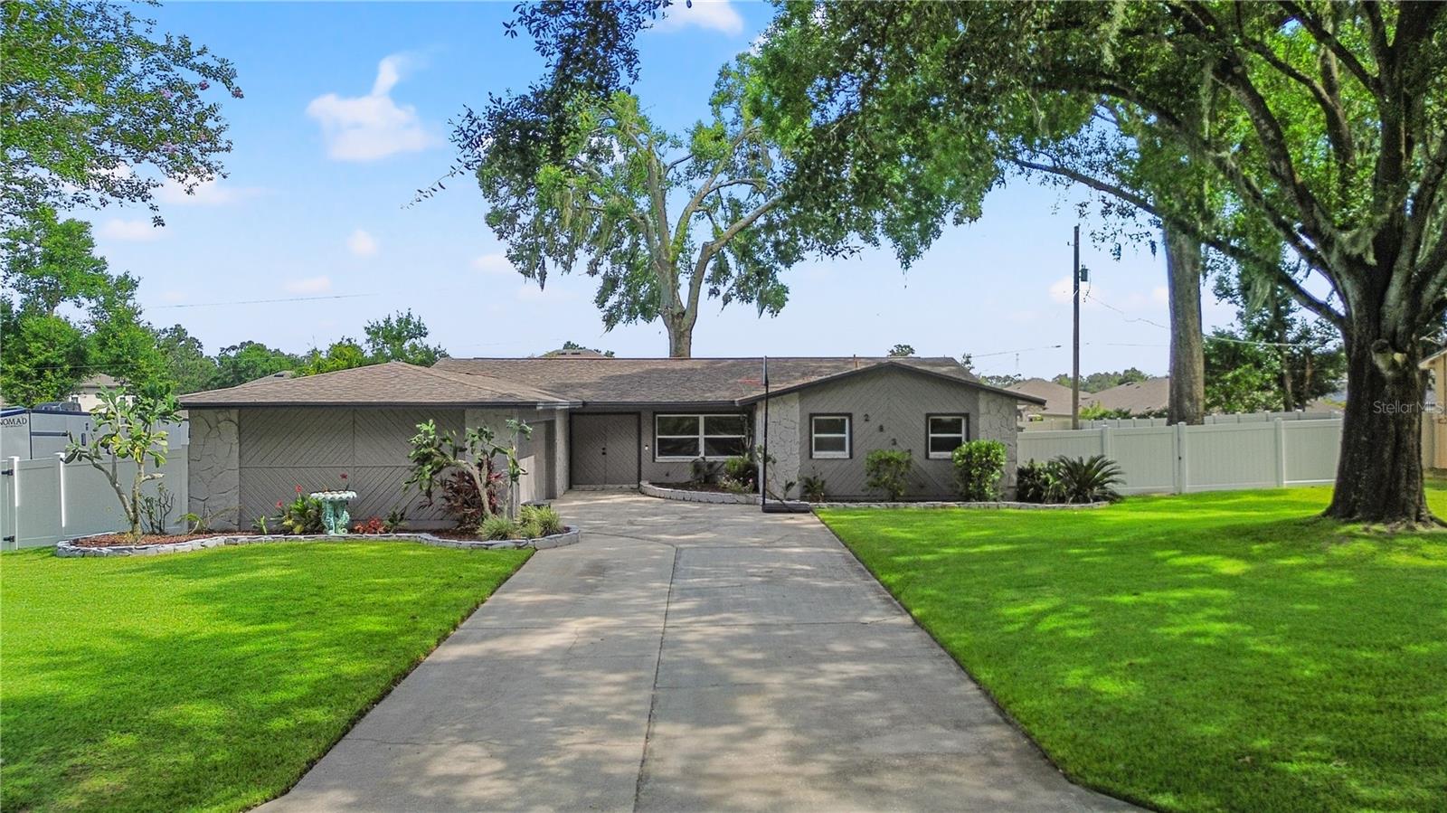 Image 5 of 35 For 2838 Springdell Circle