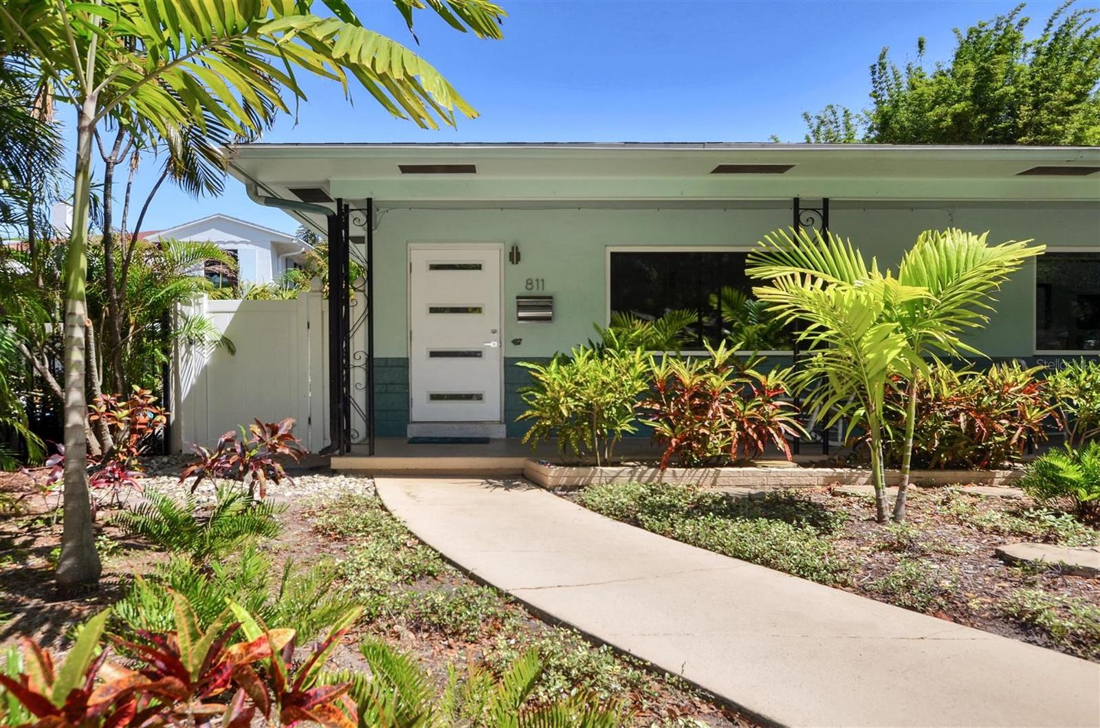Details for 811 26th Avenue N, ST PETERSBURG, FL 33704