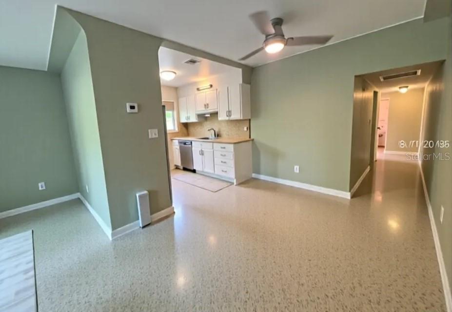 Image 6 of 33 For 811 26th Avenue N