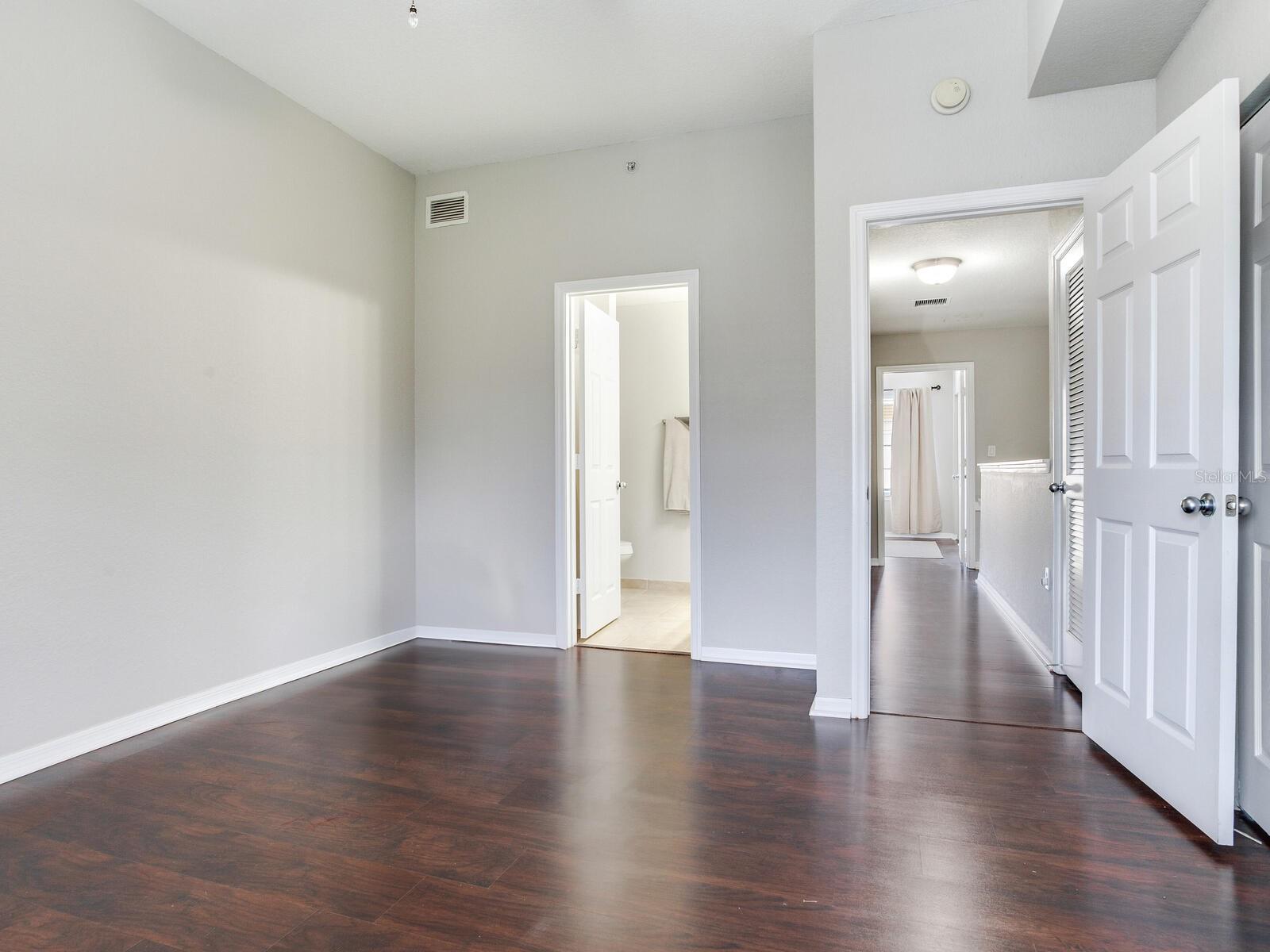 Image 40 of 51 For 135 Sherrill Street