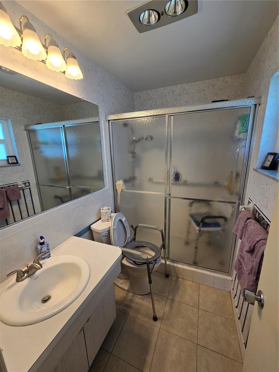 Image 15 of 52 For 10139 44th Way N 10139