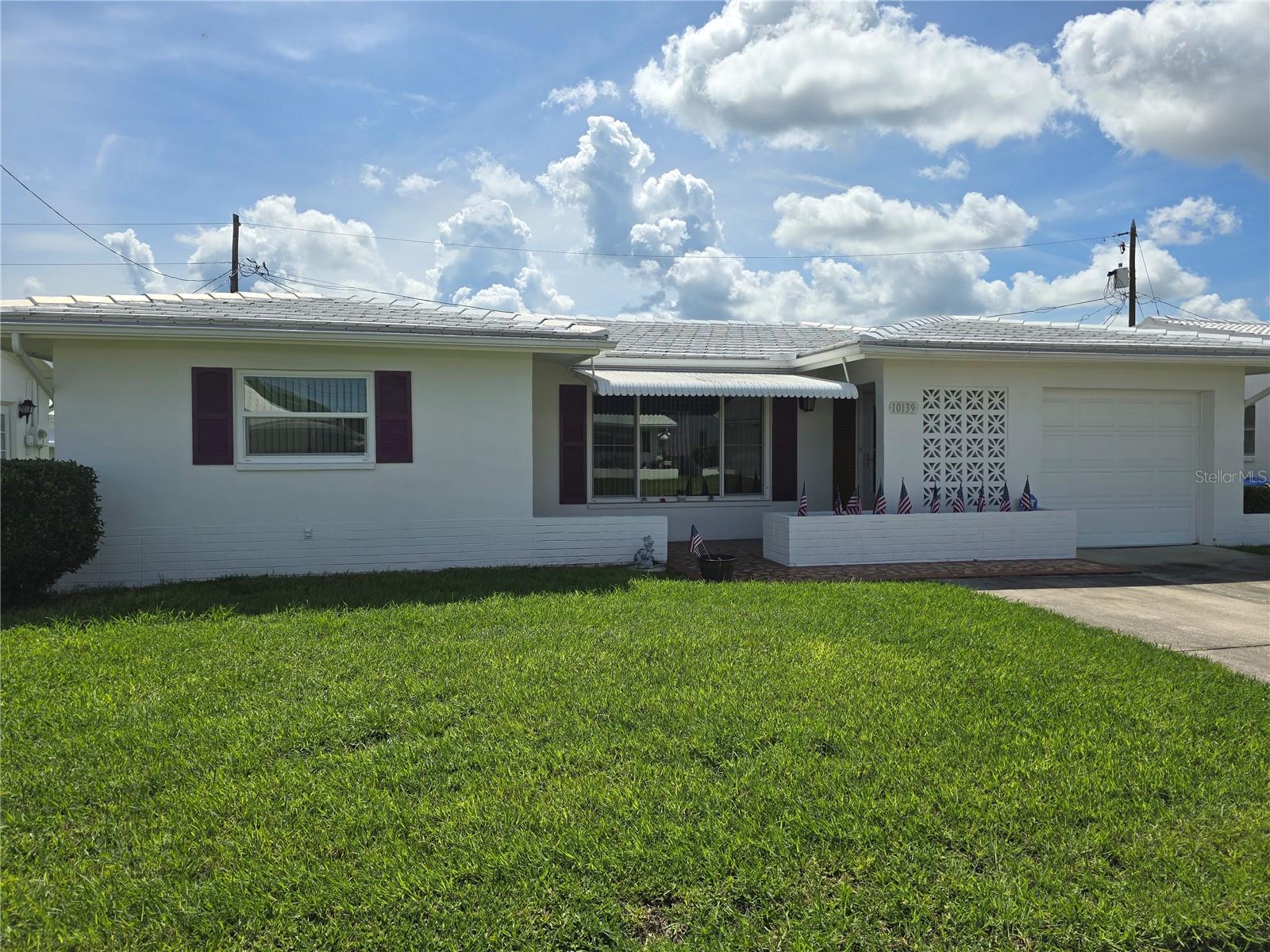 Image 3 of 52 For 10139 44th Way N 10139