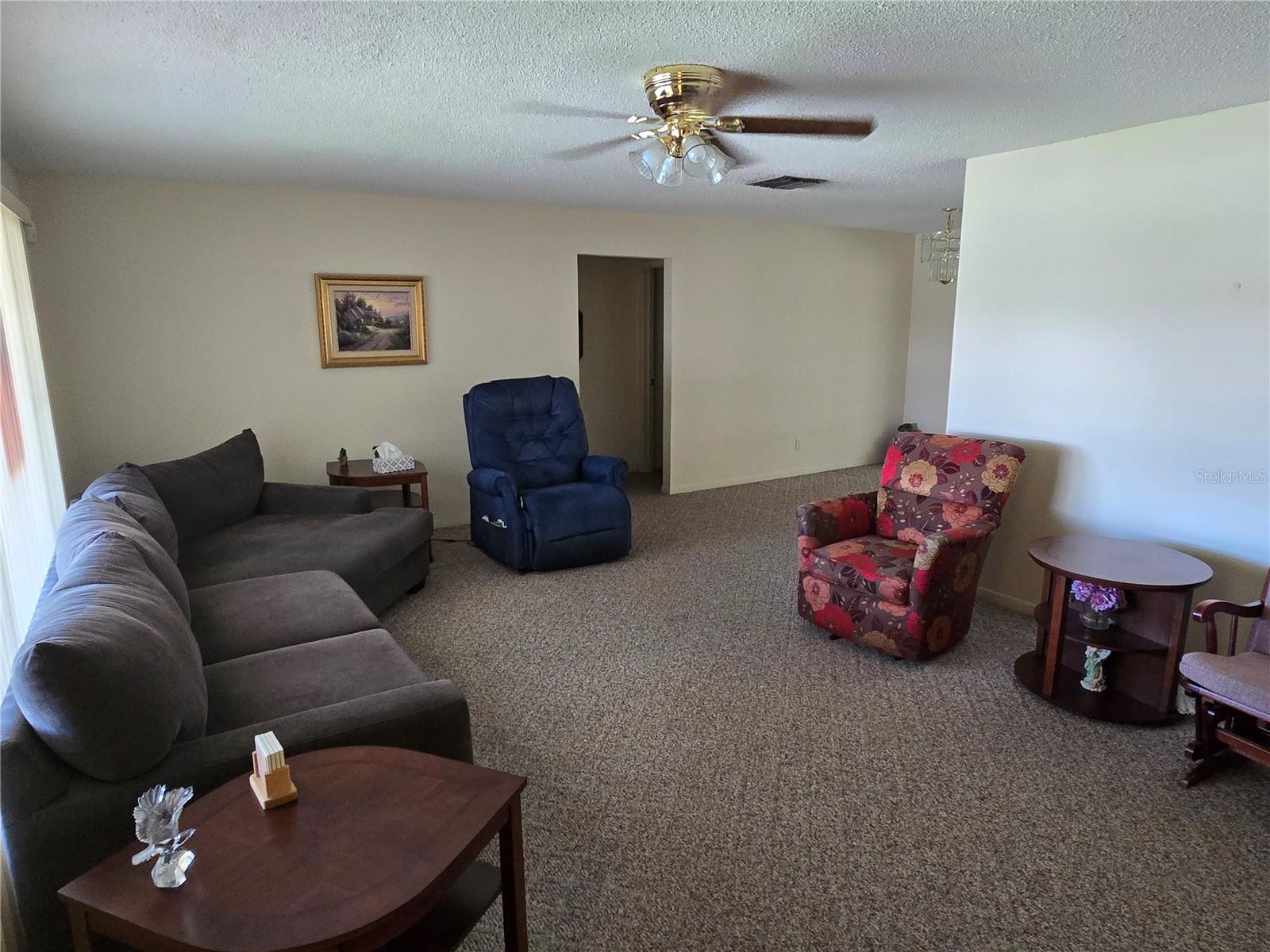 Image 4 of 52 For 10139 44th Way N 10139