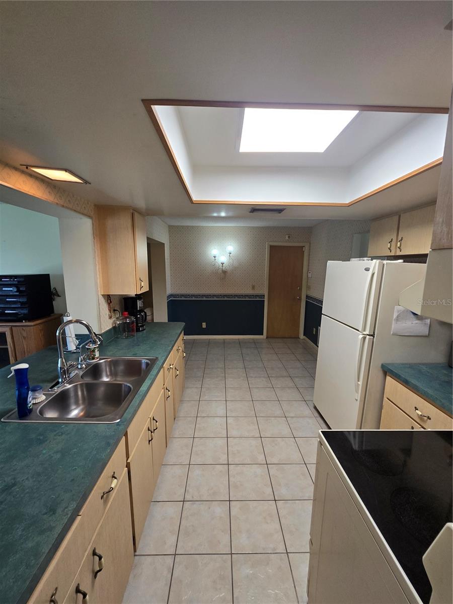 Image 7 of 52 For 10139 44th Way N 10139