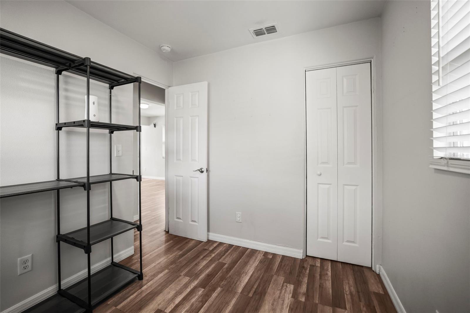 Image 14 of 29 For 2601 16th Avenue N