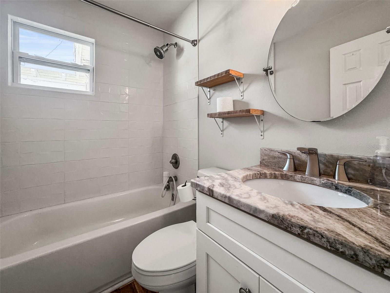 Image 15 of 29 For 2601 16th Avenue N