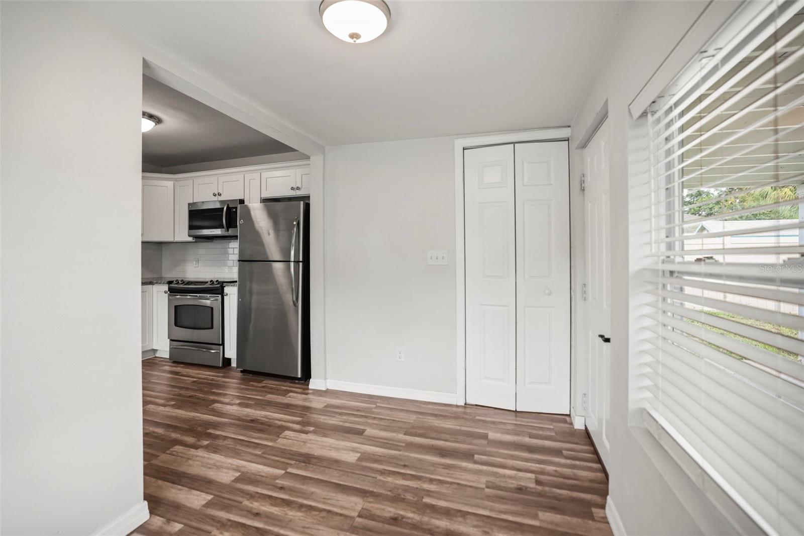 Image 21 of 29 For 2601 16th Avenue N
