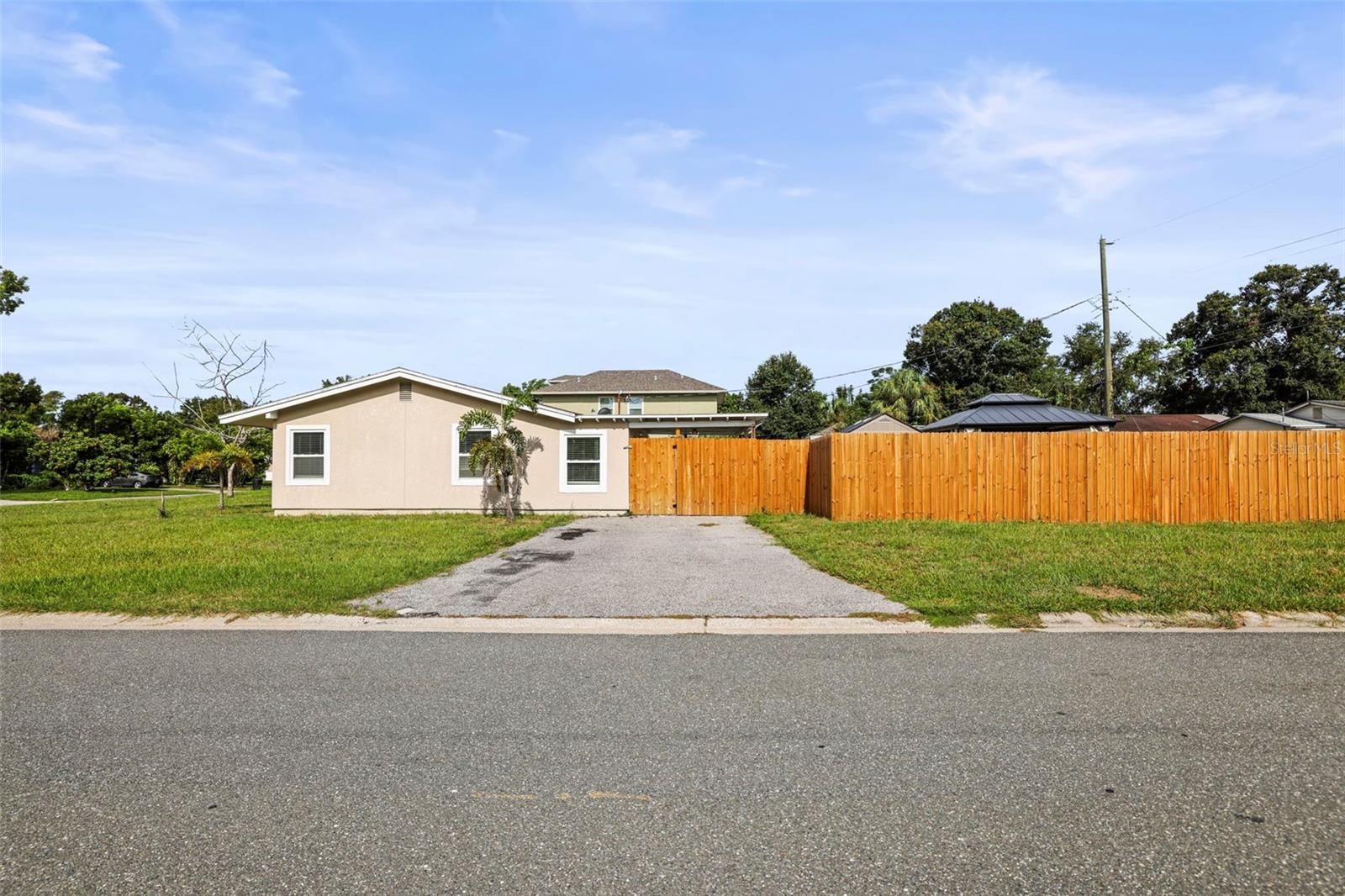 Image 28 of 29 For 2601 16th Avenue N