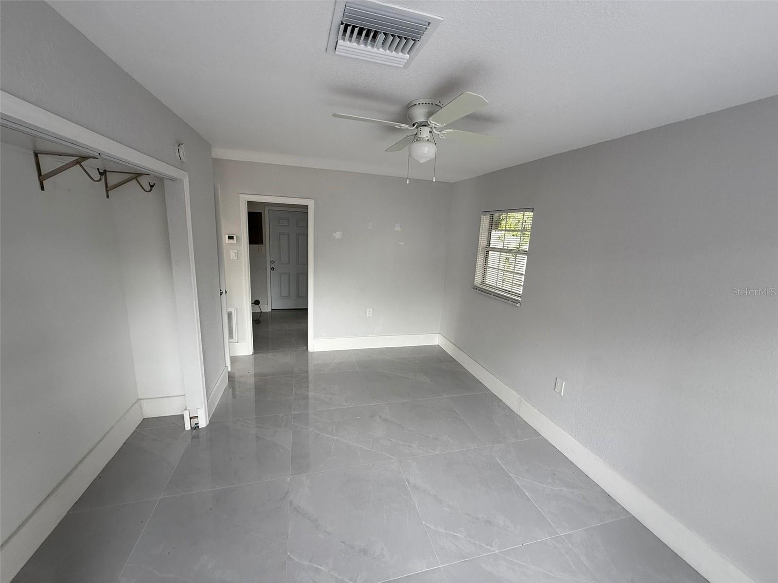 Image 6 of 8 For 427 40th Avenue S B