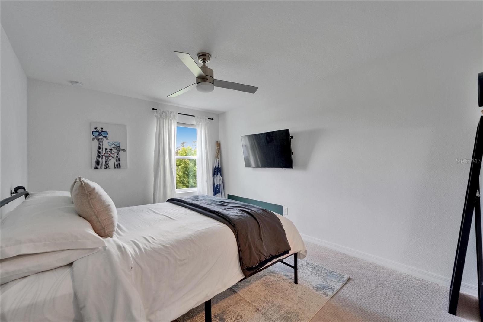 Listing photo id 59 for 7307 Gulf Cypress Avenue
