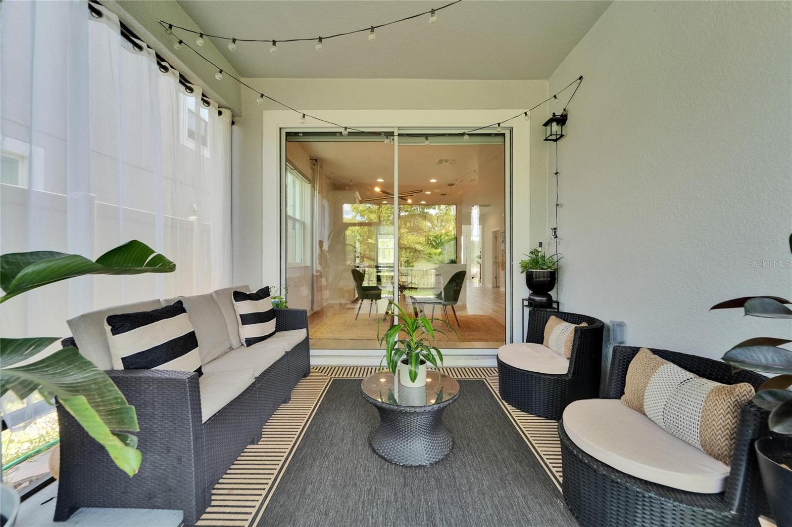 Listing photo id 66 for 7307 Gulf Cypress Avenue