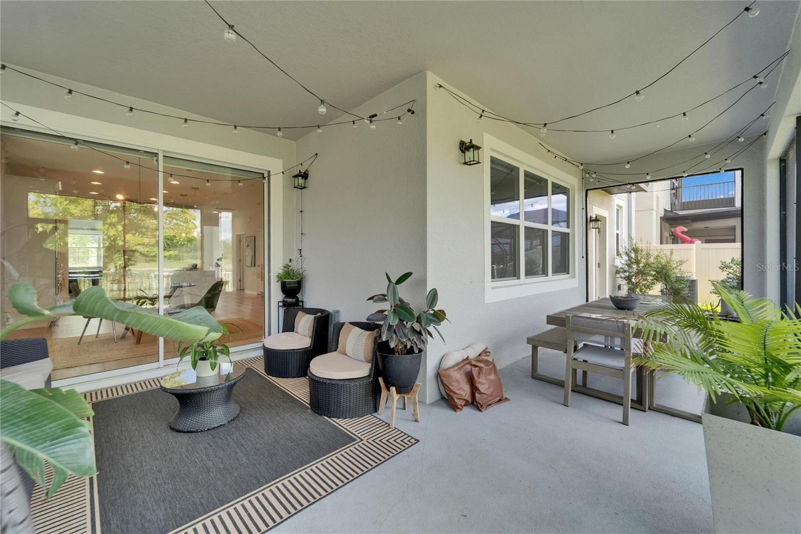 Listing photo id 68 for 7307 Gulf Cypress Avenue