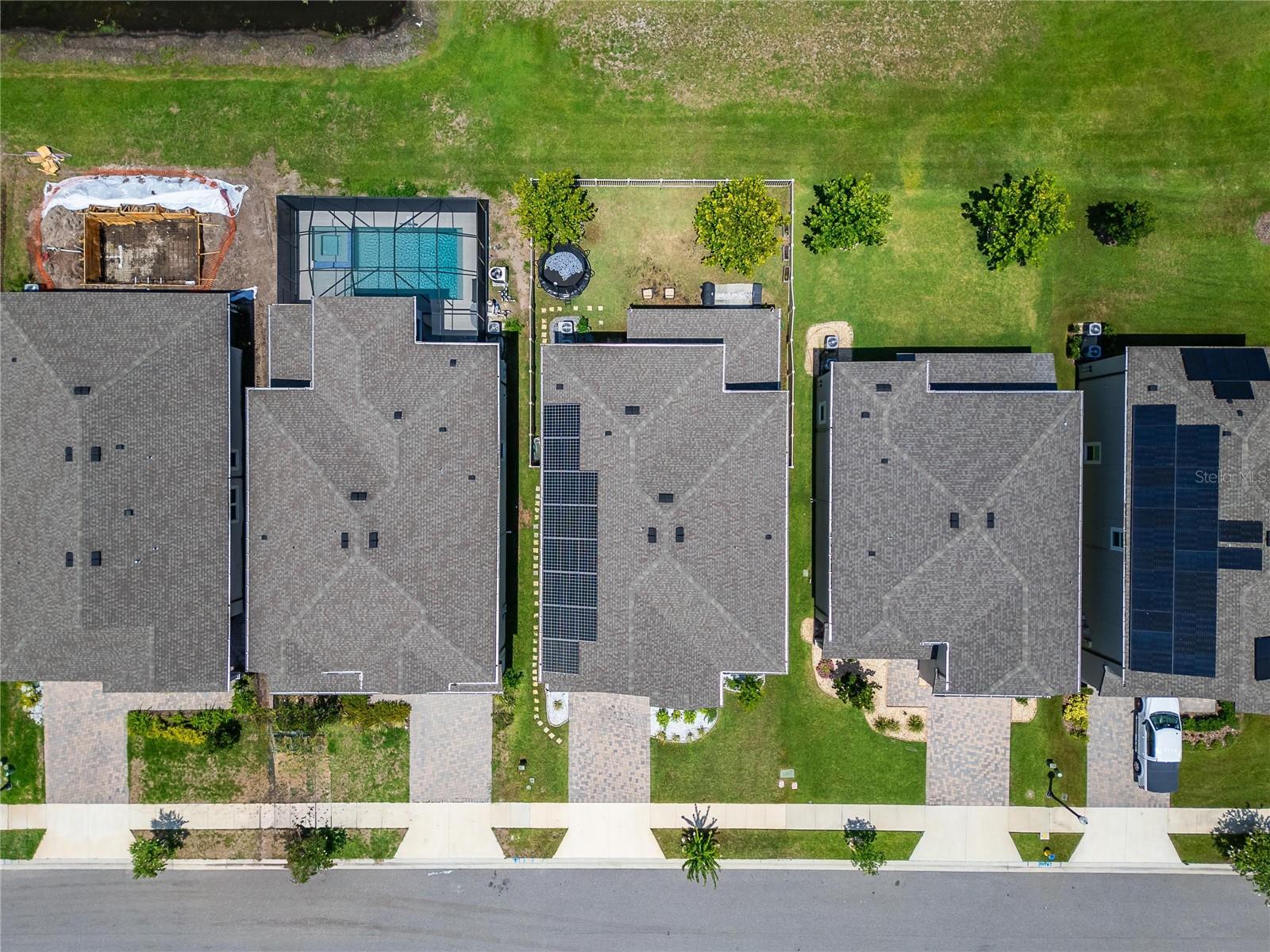 Listing photo id 80 for 7307 Gulf Cypress Avenue