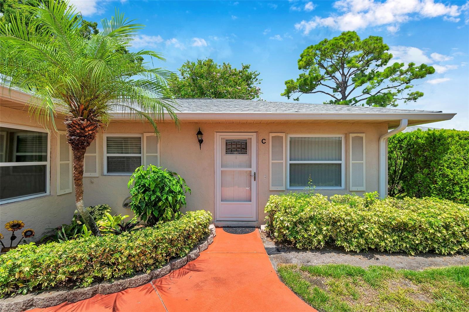 Details for 2182 Corinne Court S C, ST PETERSBURG, FL 33712