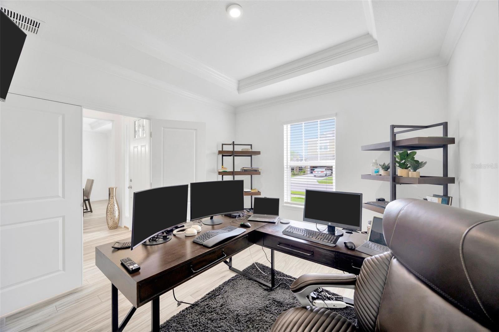Image 17 of 61 For 7154 Bradbury Cir