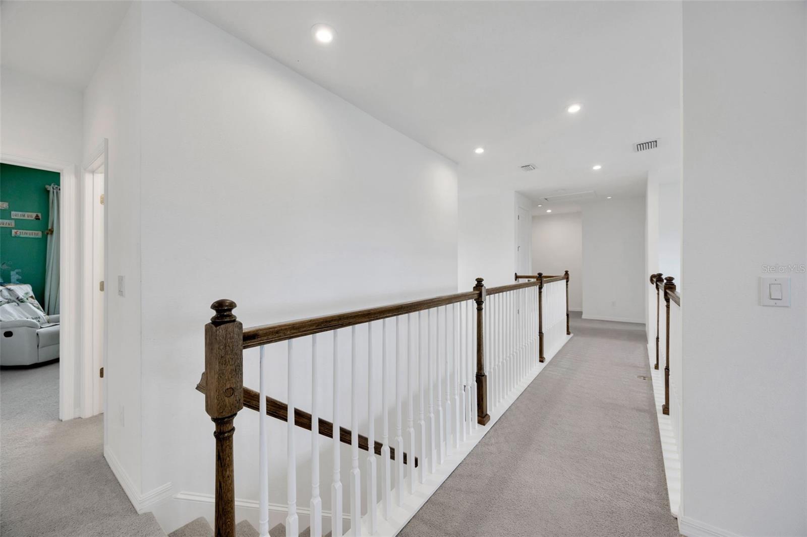 Image 20 of 61 For 7154 Bradbury Cir