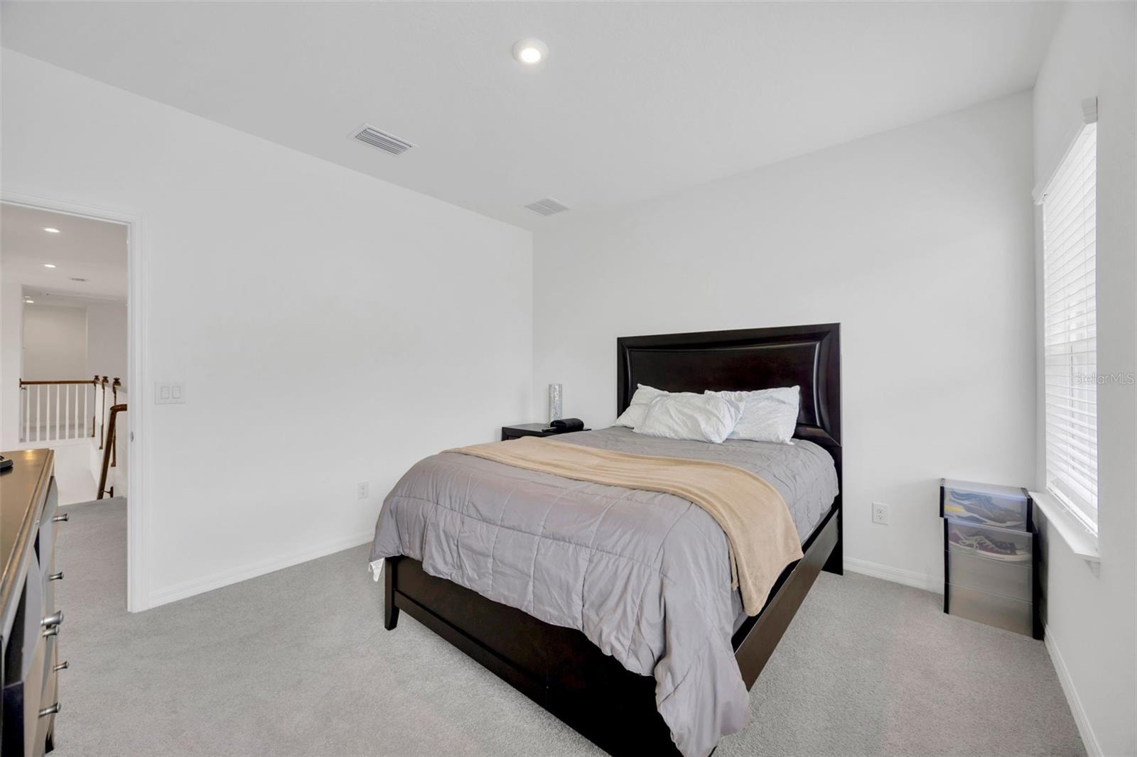 Image 34 of 61 For 7154 Bradbury Cir