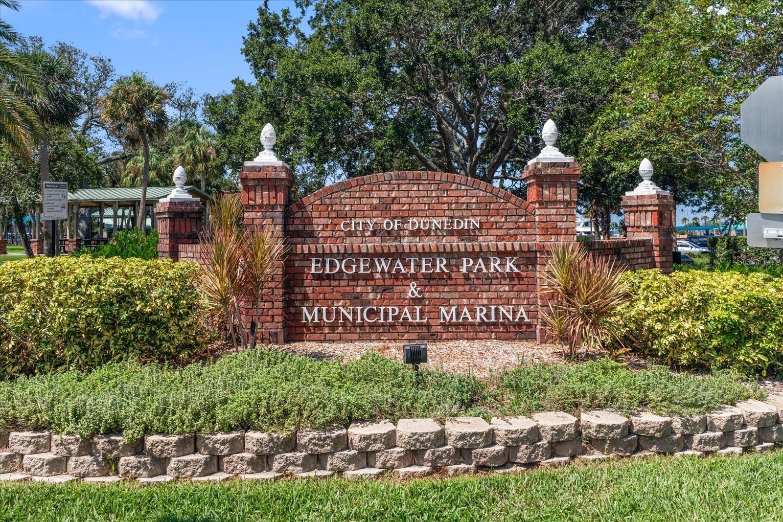 Listing photo id 54 for 1226 Robin Hood Lane