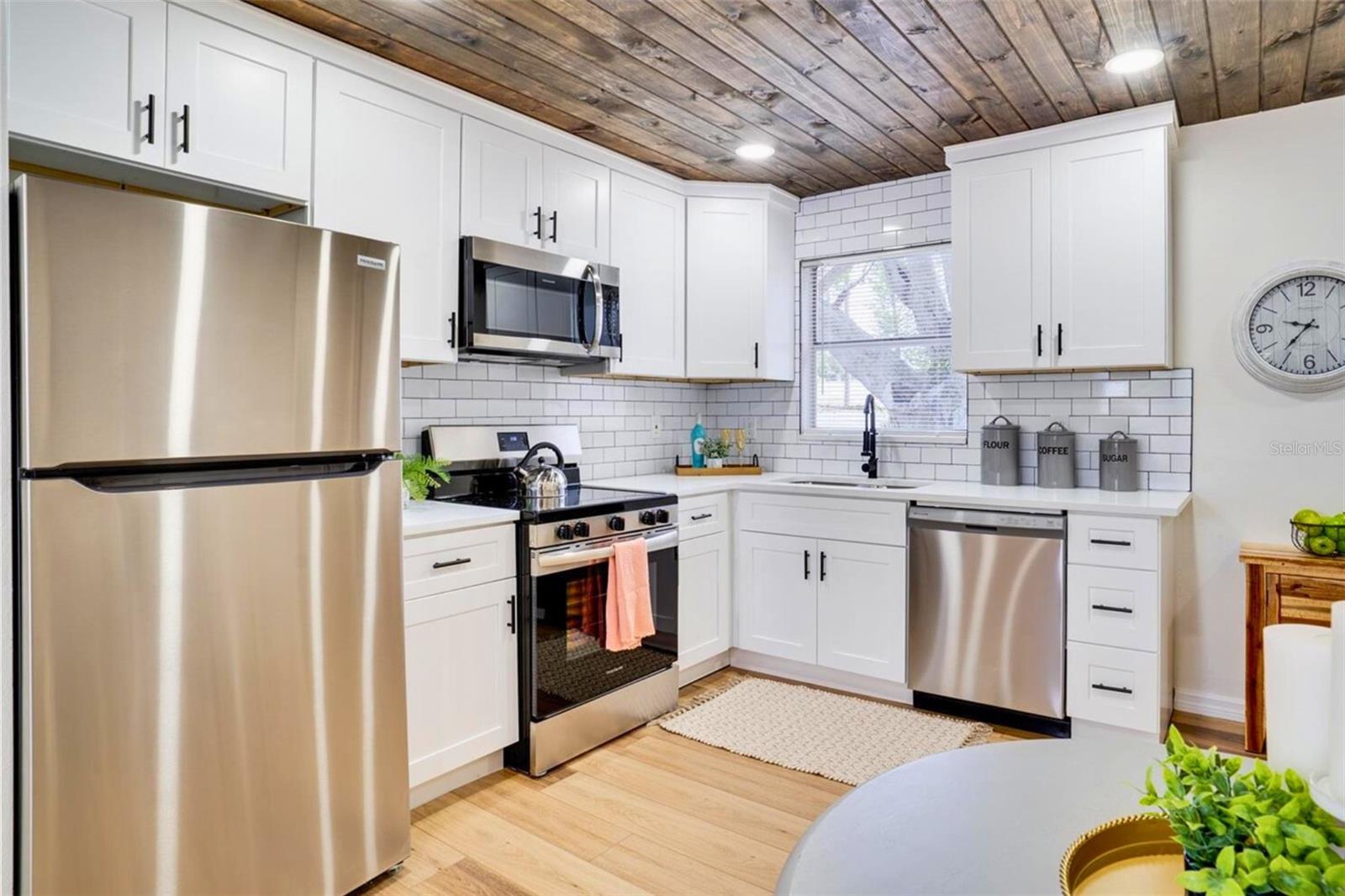 Image 7 of 20 For 4060 29th Street N