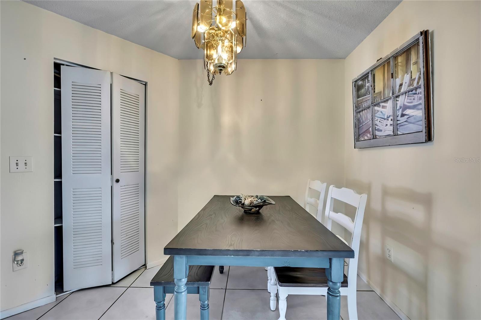 Listing photo id 11 for 11901 Cypress Hill Circle