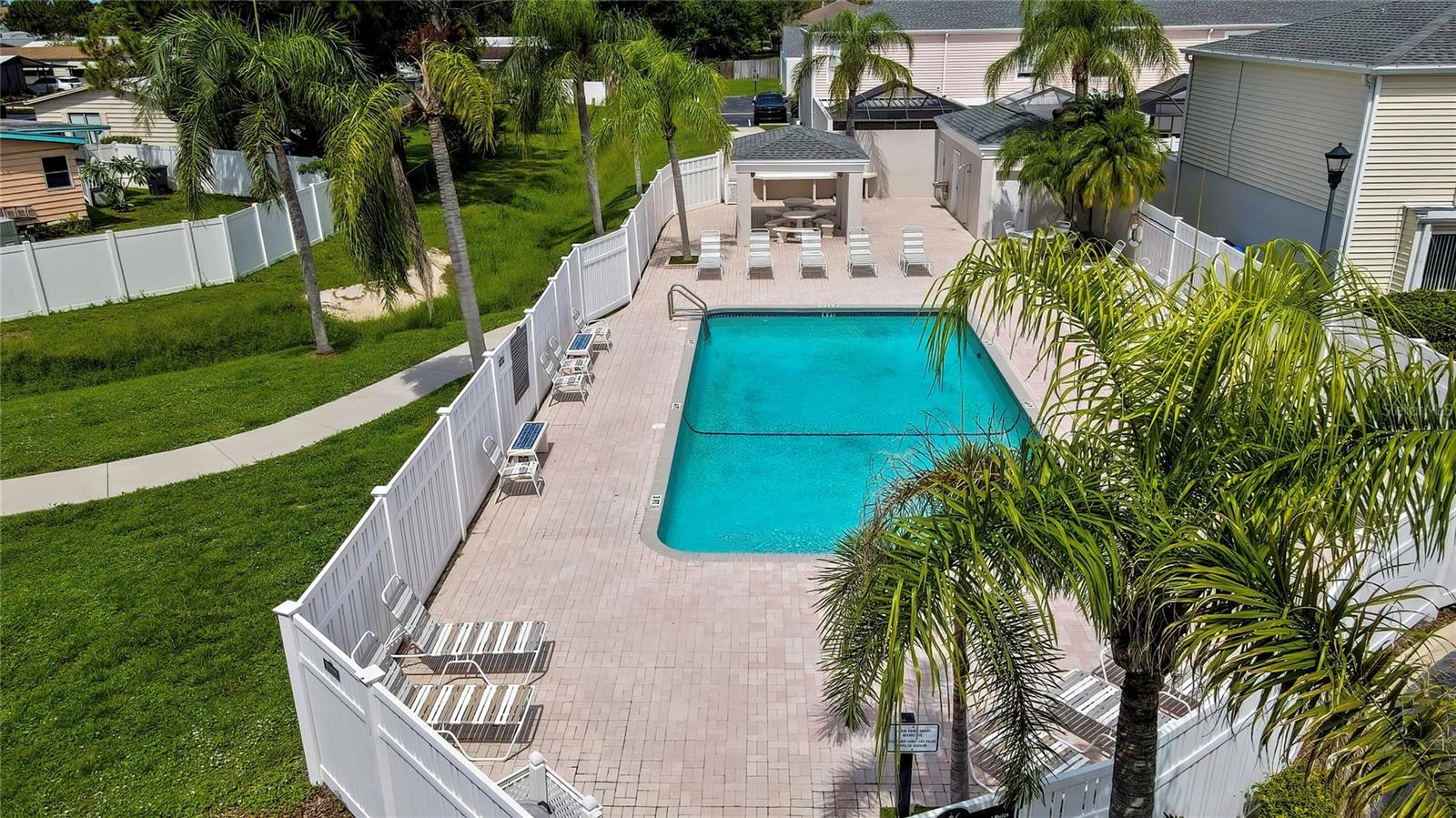 Listing photo id 30 for 11901 Cypress Hill Circle