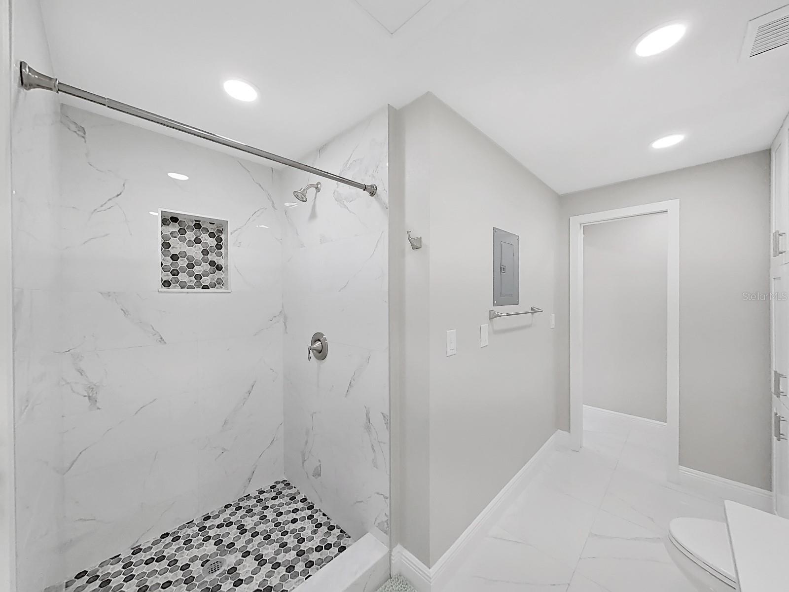Image 36 of 53 For 4731 Eldorado Drive