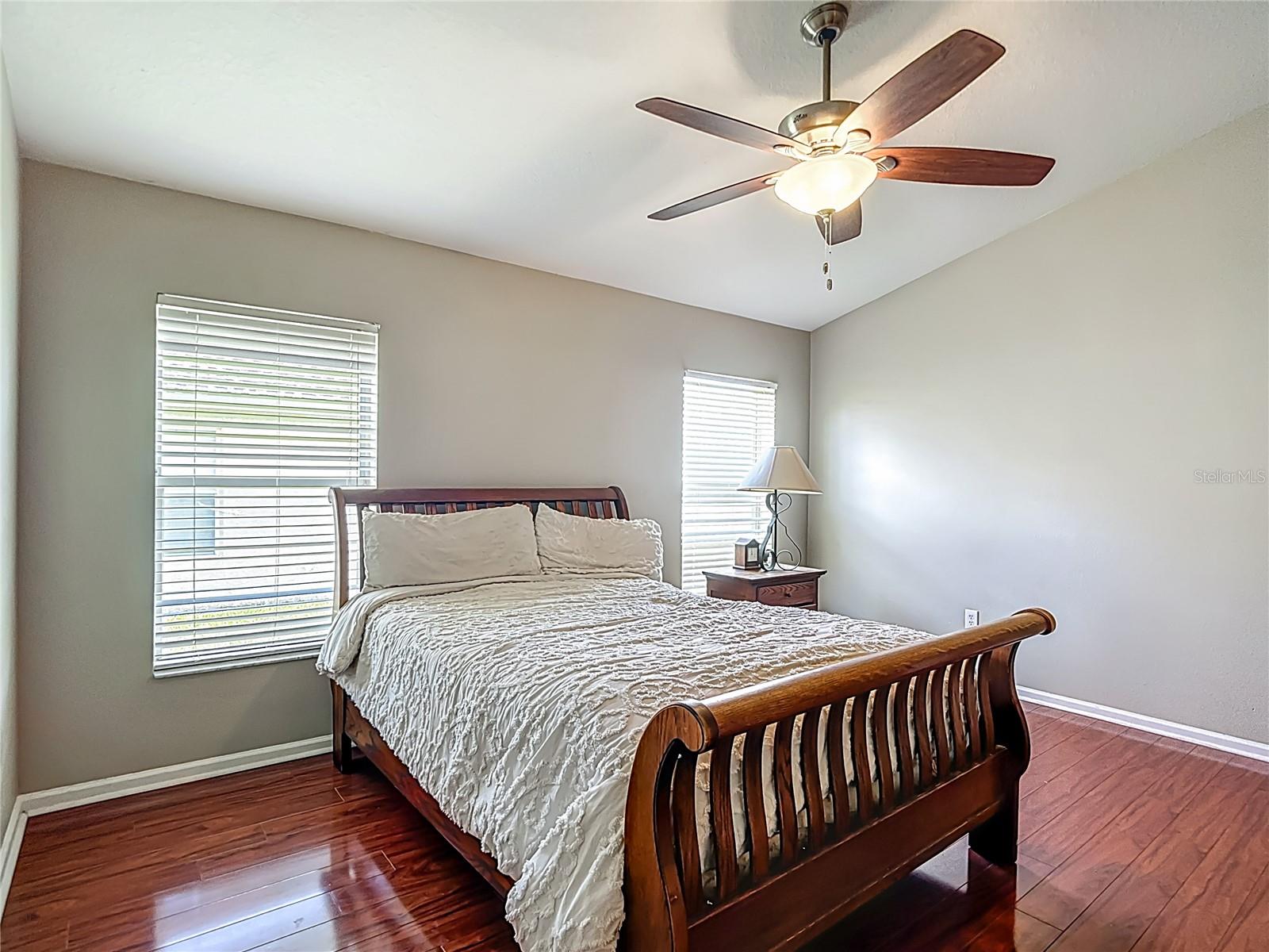 Listing photo id 31 for 30616 Lanesborough Circle