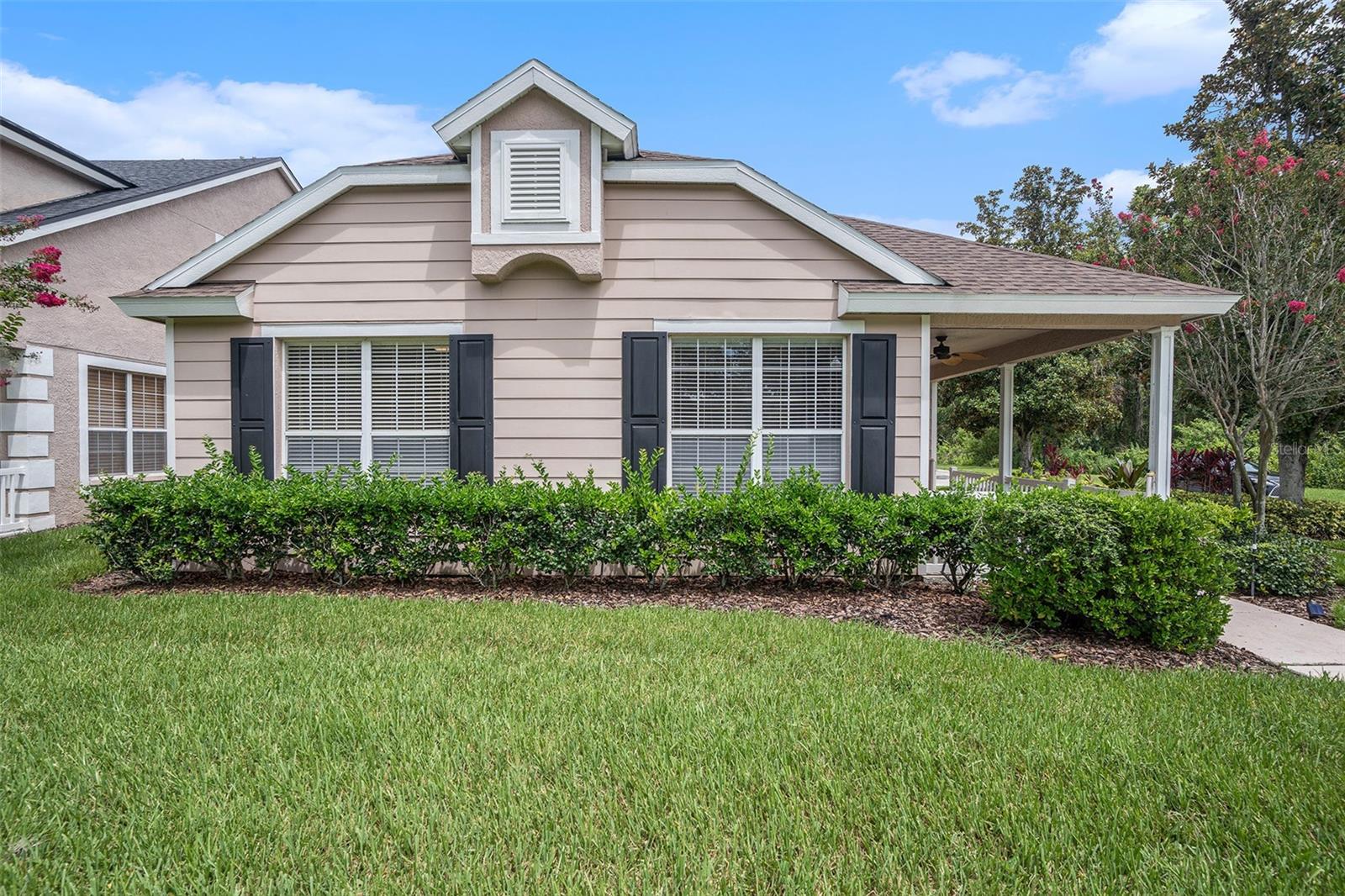 Listing photo id 1 for 17902 Havenview Lane