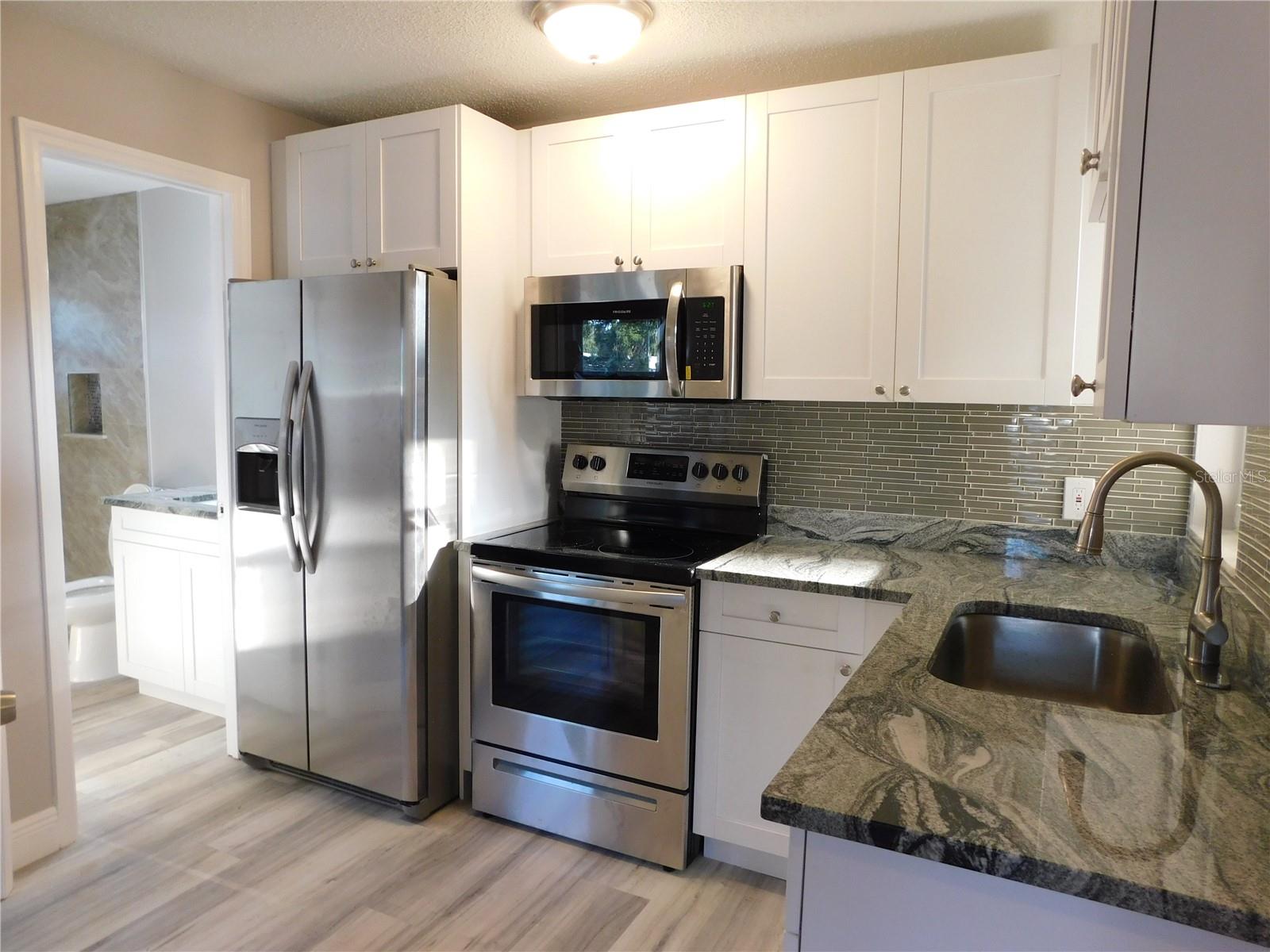 Image 2 of 7 For 107 Clay Avenue 1