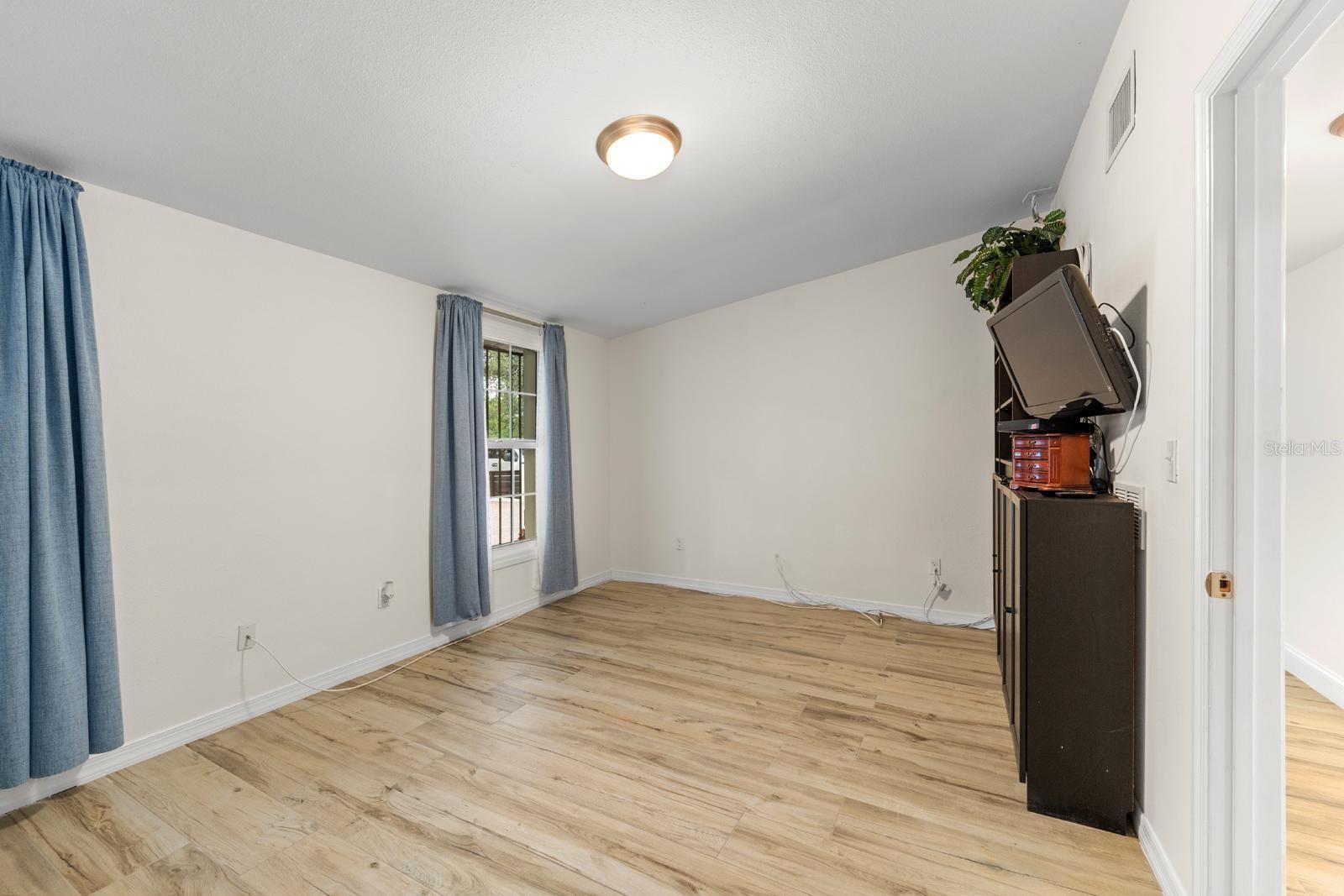 Image 13 of 34 For 1905 99th Avenue