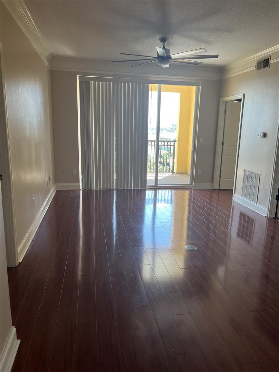 Image 2 of 17 For 345 Bayshore Boulevard 911