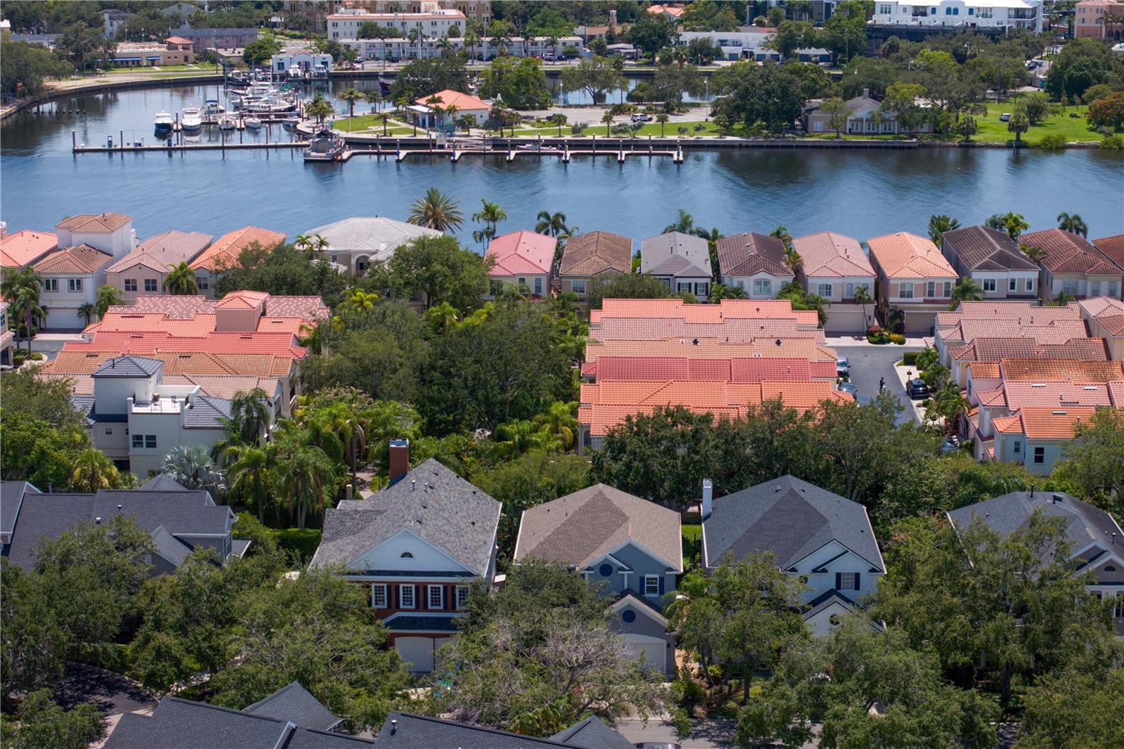 Image 65 of 68 For 945 Harbour Bay Drive